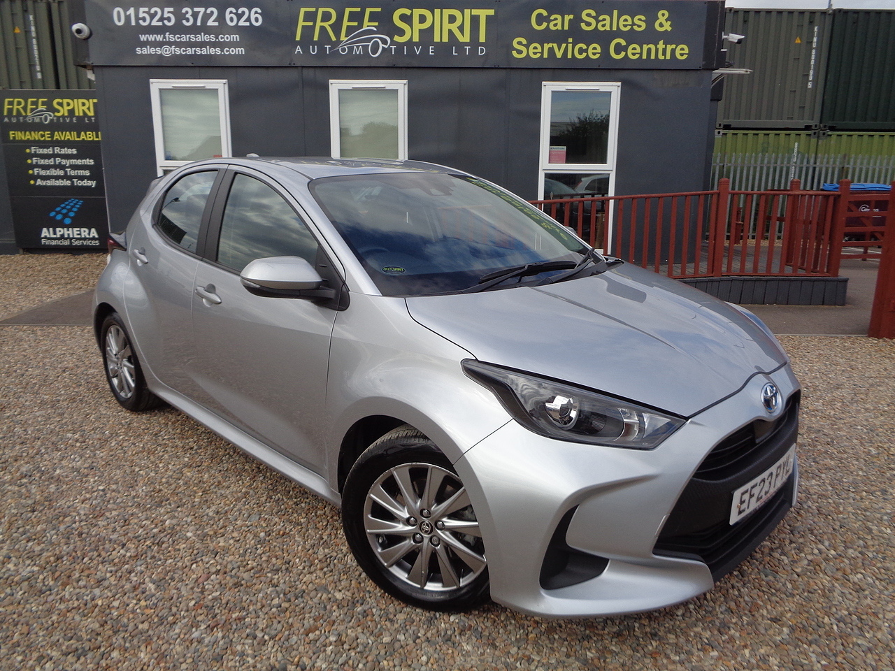Toyota 1.5 VVT-h Icon Hatchback 5dr Petrol Hybrid E-CVT Euro 6 (s/s) (116 ps)