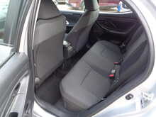 Toyota Yaris VVT-h Icon 