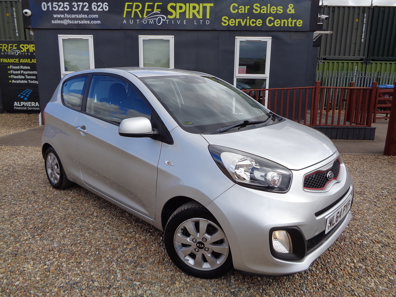 Kia VR7 Hatchback 1.0 Manual Petrol