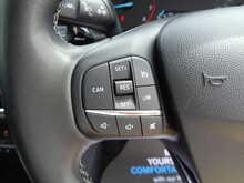 Ford Fiesta T EcoBoost MHEV Titanium X 