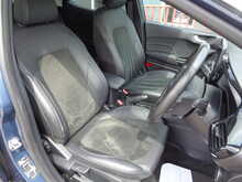 Ford Fiesta T EcoBoost MHEV Titanium X 