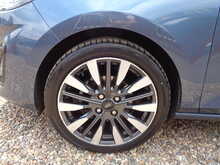 Ford Fiesta T EcoBoost MHEV Titanium X 
