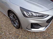 Ford Focus T EcoBoost MHEV ST-Line X Edition 