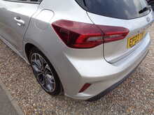 Ford Focus T EcoBoost MHEV ST-Line X Edition 