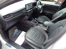 Ford Focus T EcoBoost MHEV ST-Line X Edition 