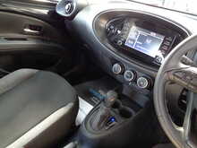Toyota Aygo X VVT-i Pure 