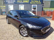 Ford Focus T EcoBoost MHEV Titanium 