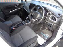 Suzuki S-Cross h Motion 