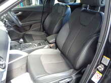 Audi Q2 TFSI CoD S line 