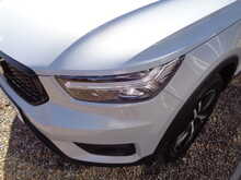 Volvo XC40 T3 R-Design 