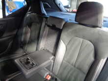 Volvo XC40 T3 R-Design 