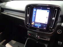 Volvo XC40 T3 R-Design 