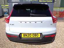 Volvo XC40 T3 R-Design 