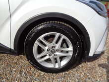 Toyota C-HR VVT-h Icon 