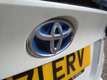 Toyota C-HR VVT-h Icon 