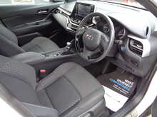Toyota C-HR VVT-h Icon 