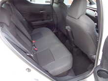 Toyota C-HR VVT-h Icon 