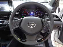 Toyota C-HR VVT-h Icon 