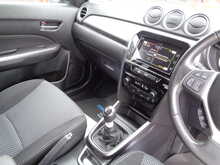 Suzuki Vitara Boosterjet MHEV SZ-T 