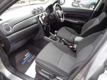 Suzuki Vitara Boosterjet MHEV SZ-T 