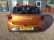 Dacia Sandero Stepway TCe Expression 