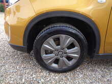 Suzuki Vitara SZ-T 