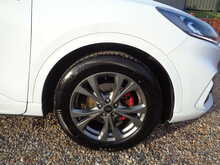 Ford Kuga T EcoBoost ST-Line Edition 