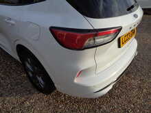 Ford Kuga T EcoBoost ST-Line Edition 