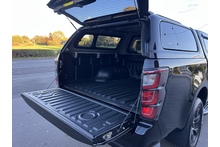 Isuzu D-Max 1.9 V-Cross Double Cab 4x4 Pick Up - Thumb 3