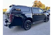 Isuzu D-Max 1.9 V-Cross Double Cab 4x4 Pick Up - Thumb 2