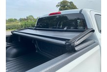 Isuzu D-Max 1.9 V-Cross Double Cab 4x4 Pick Up - Thumb 8