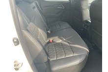 Isuzu D-Max 1.9 V-Cross Double Cab 4x4 Pick Up - Thumb 11
