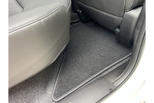 Isuzu D-Max 1.9 V-Cross Double Cab 4x4 Pick Up - Thumb 22