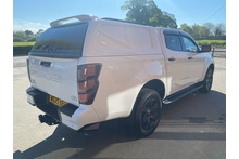 Isuzu D-Max 1.9 V-Cross Double Cab 4x4 Pick Up - Thumb 2
