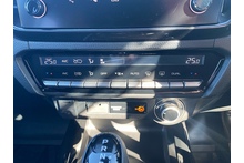 Isuzu D-Max 1.9 V-Cross Double Cab 4x4 Pick Up - Thumb 10