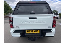 Isuzu D-Max 1.9 V-Cross Double Cab 4x4 Pick Up - Thumb 3