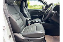 Isuzu D-Max 1.9 V-Cross Double Cab 4x4 Pick Up - Thumb 17