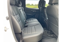 Isuzu D-Max 1.9 V-Cross Double Cab 4x4 Pick Up - Thumb 24