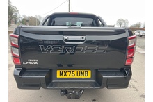 Isuzu D-Max 1.9 V-Cross Double cab 4x4 Pick Up - Thumb 3