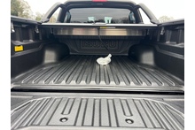 Isuzu D-Max 1.9 V-Cross Double cab 4x4 Pick Up - Thumb 5