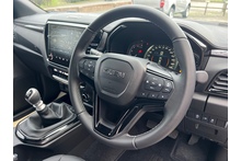 Isuzu D-Max 1.9 V-Cross Double cab 4x4 Pick Up - Thumb 14