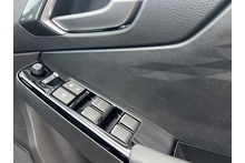 Isuzu D-Max 1.9 V-Cross Double cab 4x4 Pick Up - Thumb 22