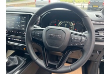 Isuzu D-Max 1.9 V-Cross Double cab 4x4 Pick Up - Thumb 15