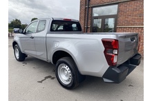 Isuzu D-Max 1.9 Utility 4x4 Extended Cab Pick Up DL - Thumb 1