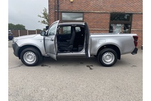 Isuzu D-Max 1.9 Utility 4x4 Extended Cab Pick Up DL - Thumb 7