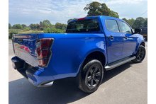 Isuzu D-Max 1.9 V-Cross Double Cab 4x4 Pick Up - Thumb 4