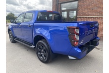 Isuzu D-Max 1.9 V-Cross Double Cab 4x4 Pick Up - Thumb 1