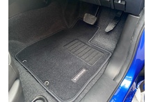 Isuzu D-Max 1.9 V-Cross Double Cab 4x4 Pick Up - Thumb 17