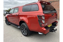Isuzu D-Max 1.9 V-Cross Double Cab 4x4 Pick Up - Thumb 2