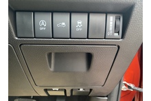 Isuzu D-Max 1.9 V-Cross Double Cab 4x4 Pick Up - Thumb 12